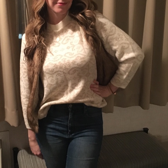 Vintage Holiday Sweater with Gold Pattern - Picture 7 of 10